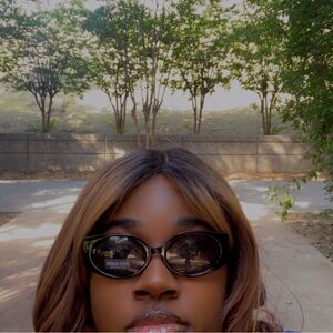 Meet your Posher, Cosmic